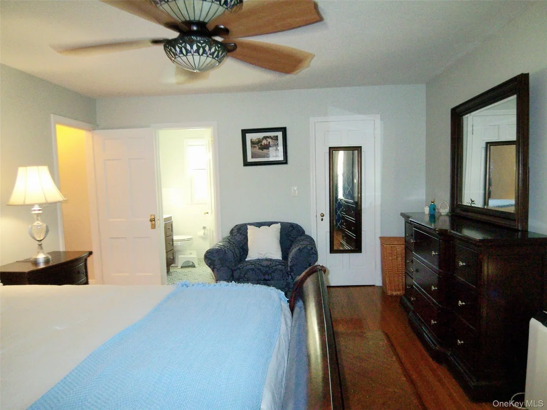 Photo of 40 Harding Parkway