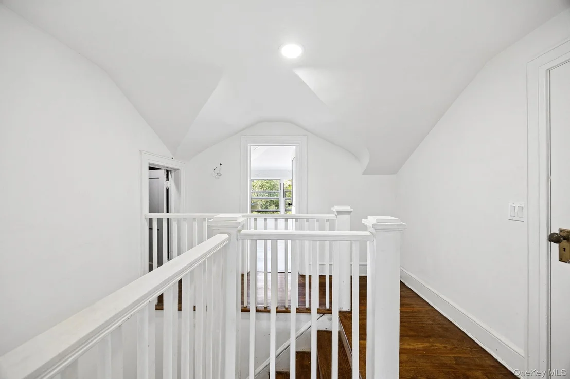 Photo of 191 Cathedral Avenue