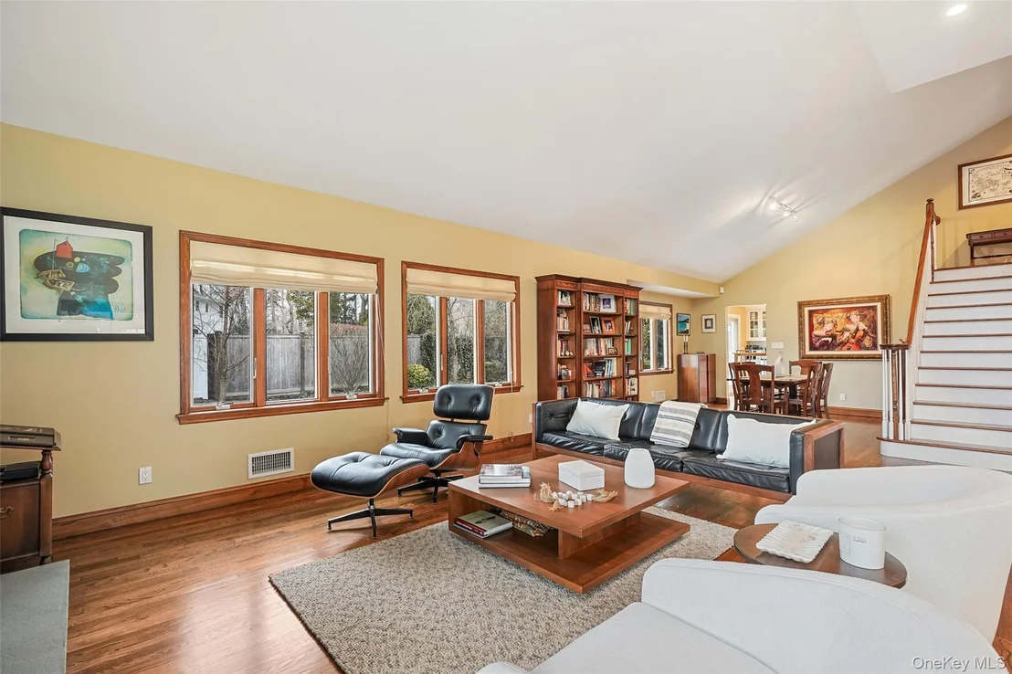 Photo of 6 Old Oak Road