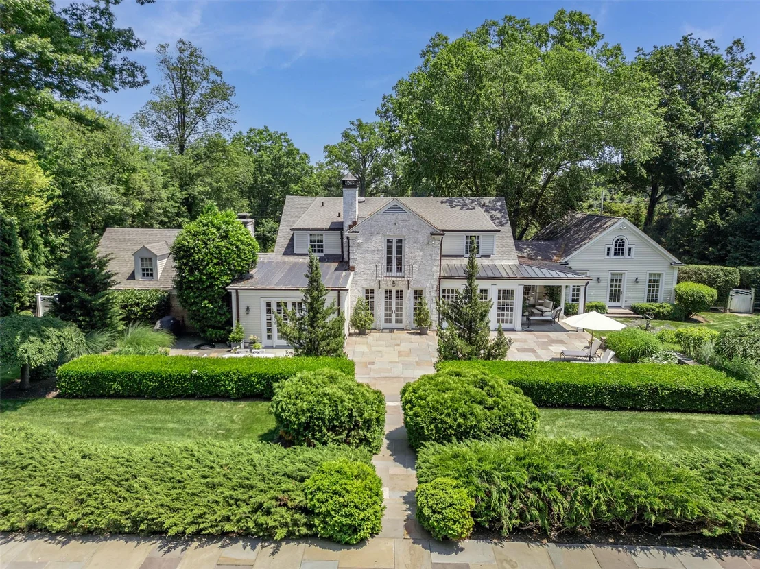 Photo of 325 Highland Road