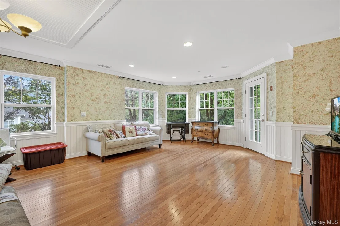 Photo of 111 Viewpoint Terrace