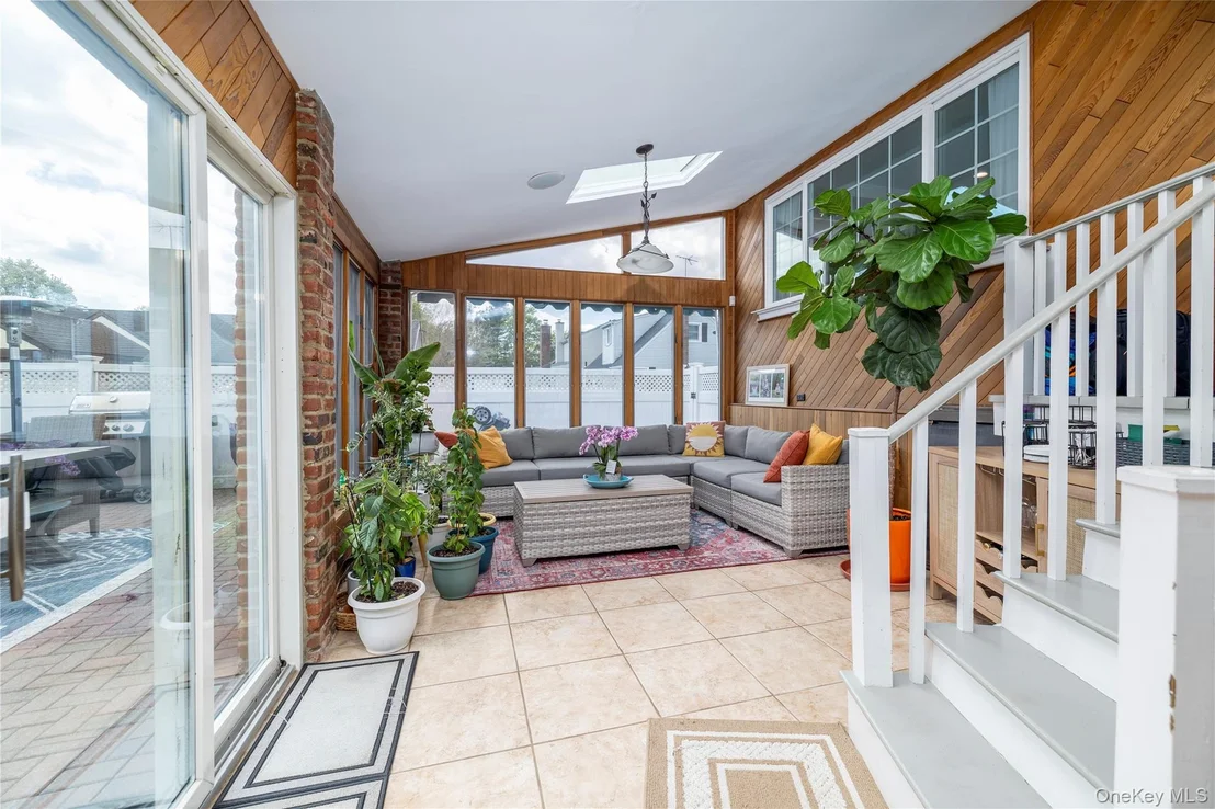 Photo of 29 Gates Avenue