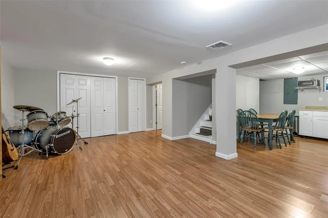 Photo of 27 Gehrig Street