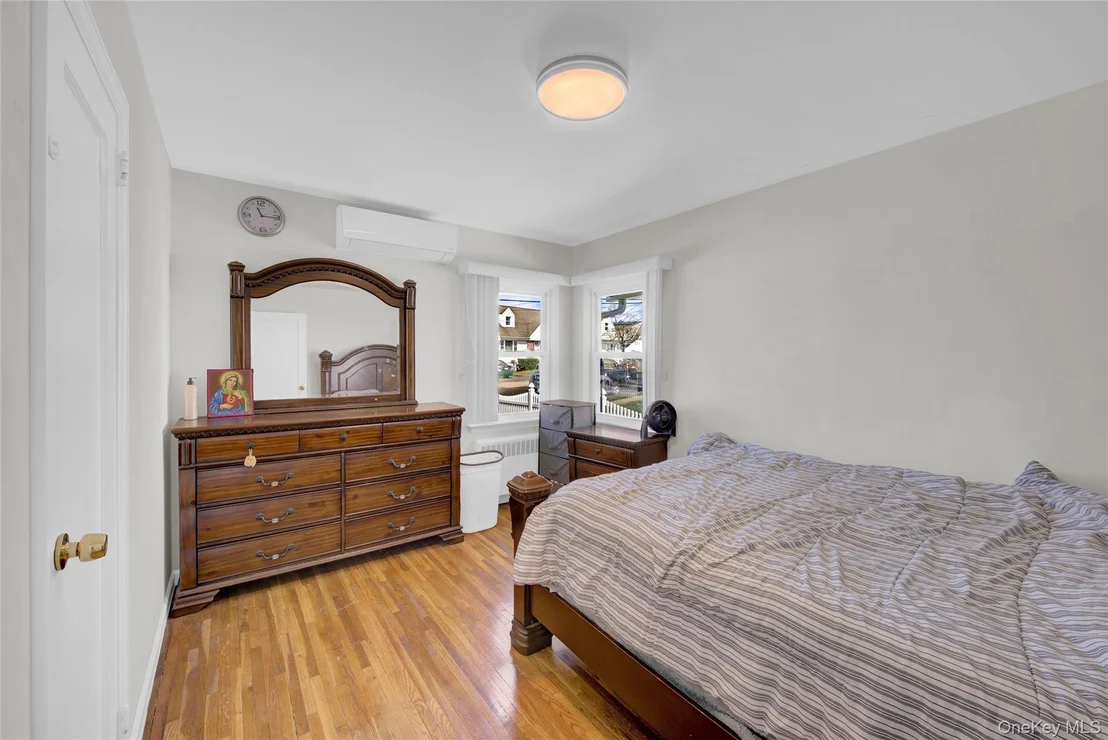 Photo of 1210 Emma Place