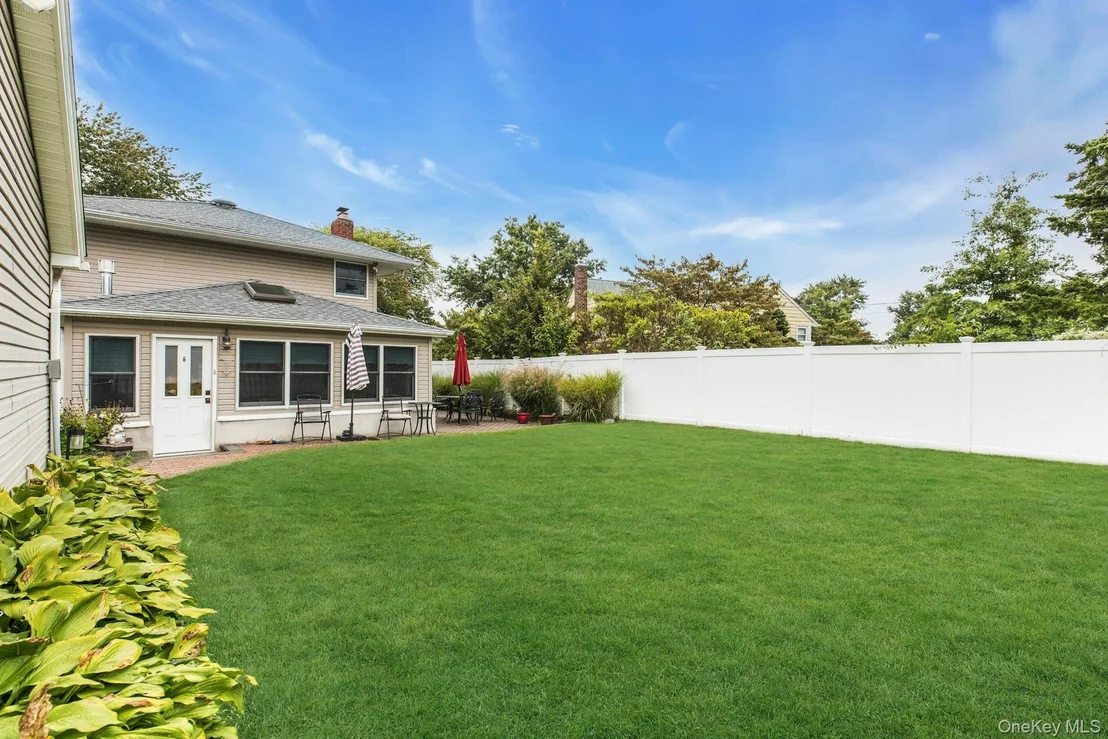 Photo of 12 Whitebirch Lane