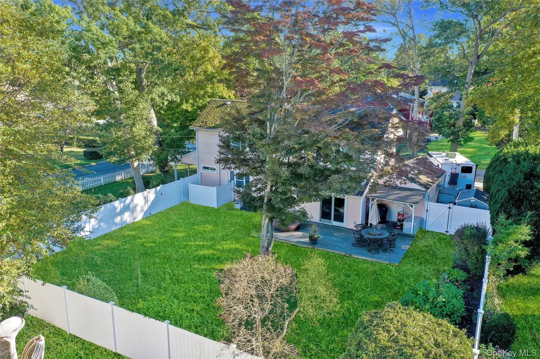 Photo of 310 6th Avenue