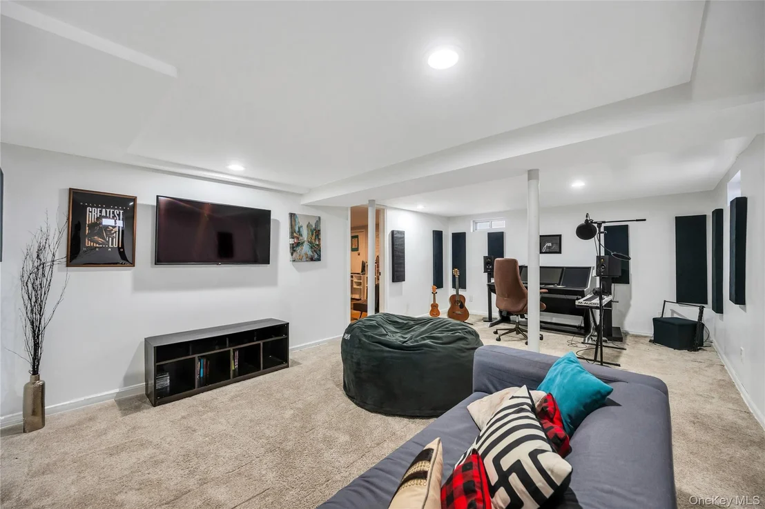 Photo of 655 Joy Boulevard