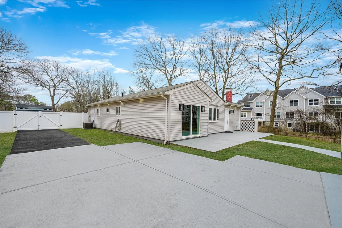 Photo of 28 Shady Lane