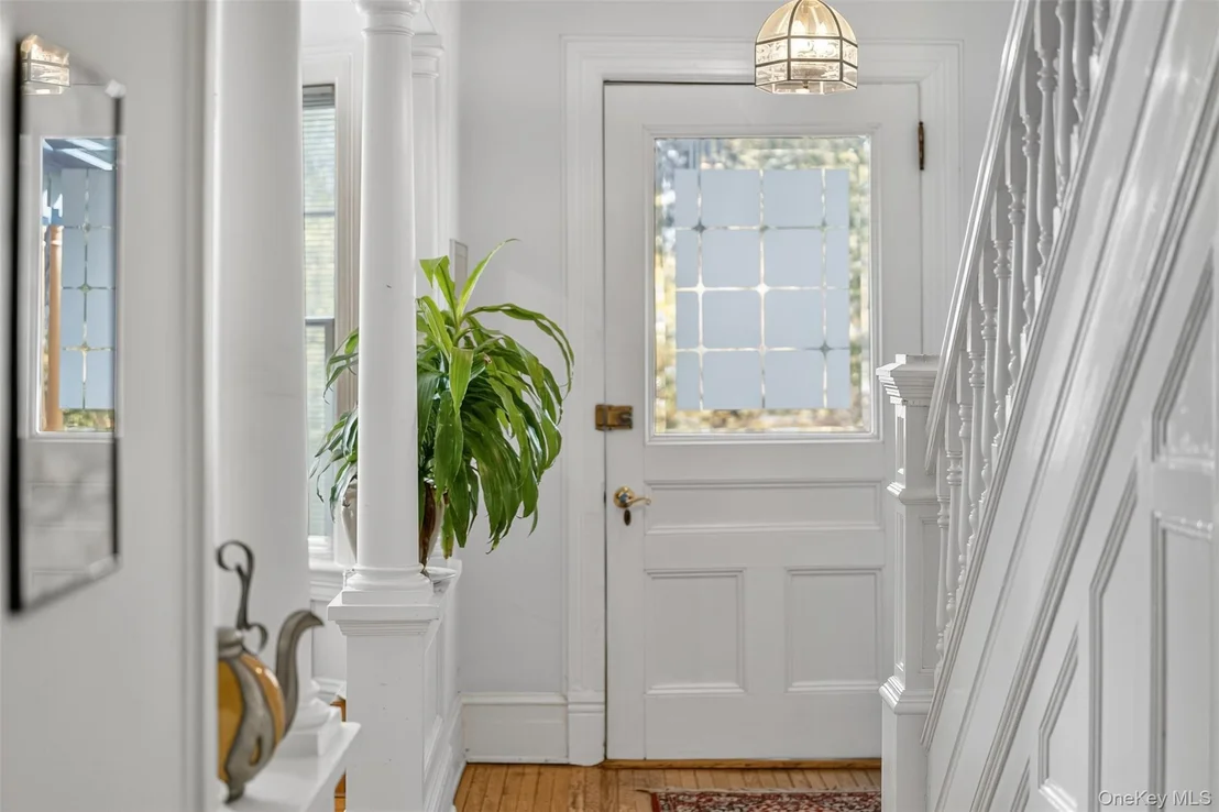 Photo of 20 Whitehouse Avenue