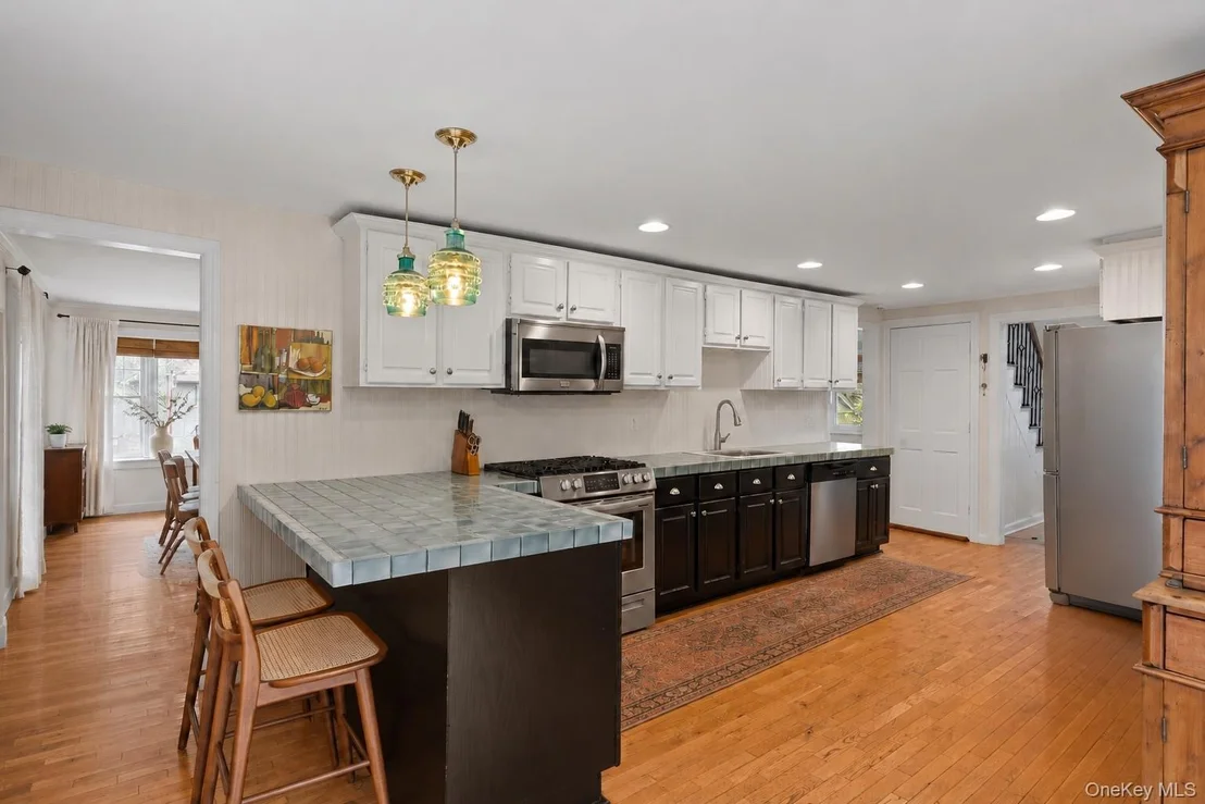 Photo of 18 Walnut Avenue