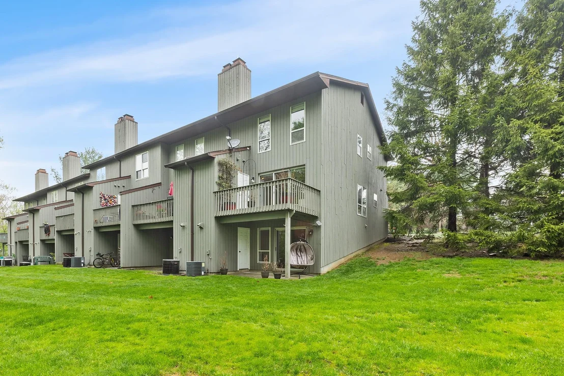 Photo of 17 Hemlock Circle