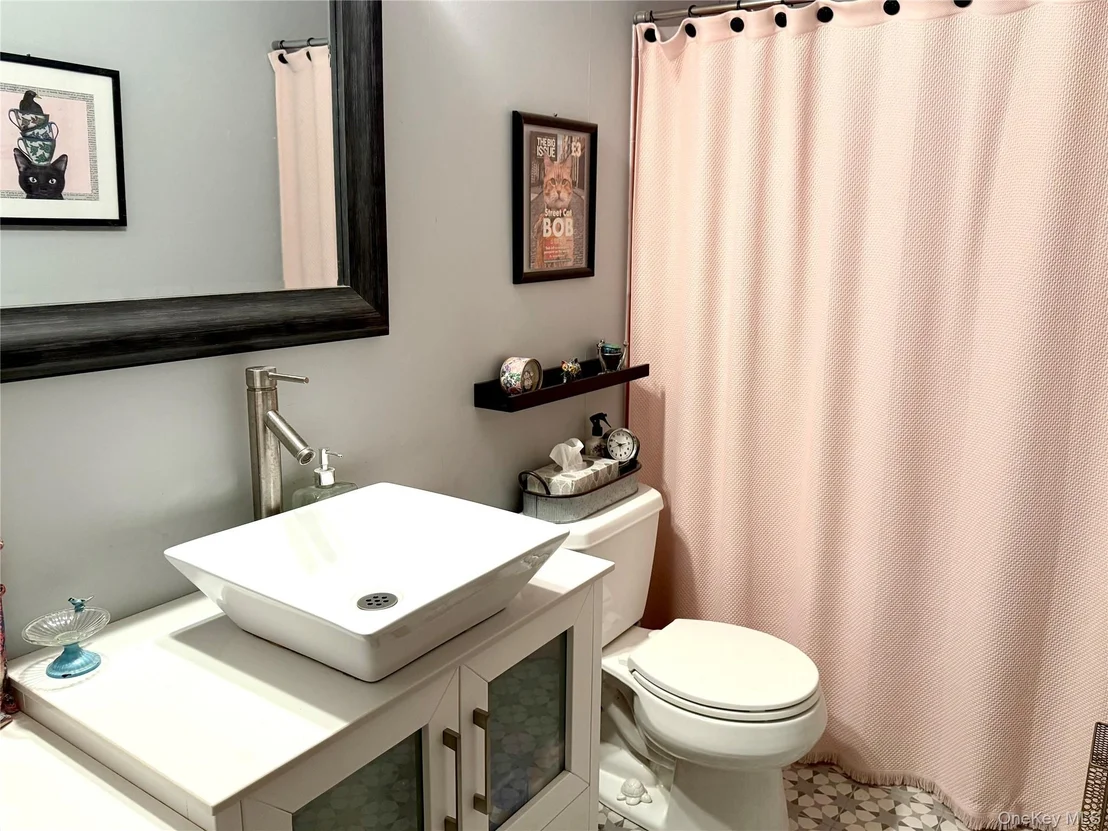 Photo of 33A Hillside Avenue