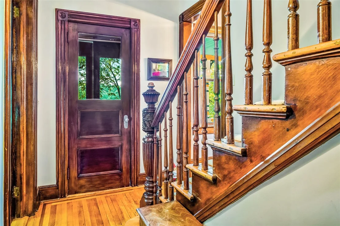 Photo of 33 Ridge Road