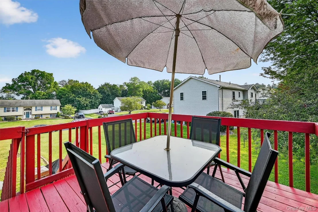 Photo of 1 Windsor Square Drive