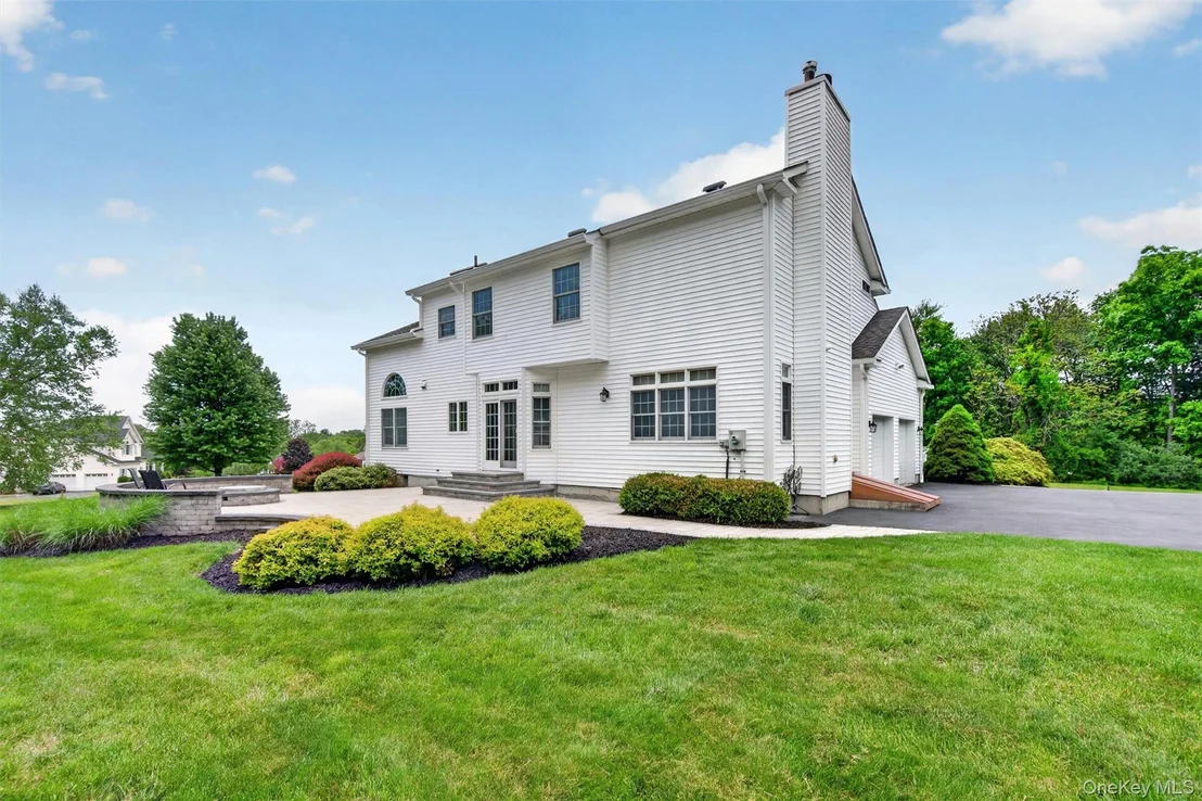 Photo of 8 Twin Spring Lane