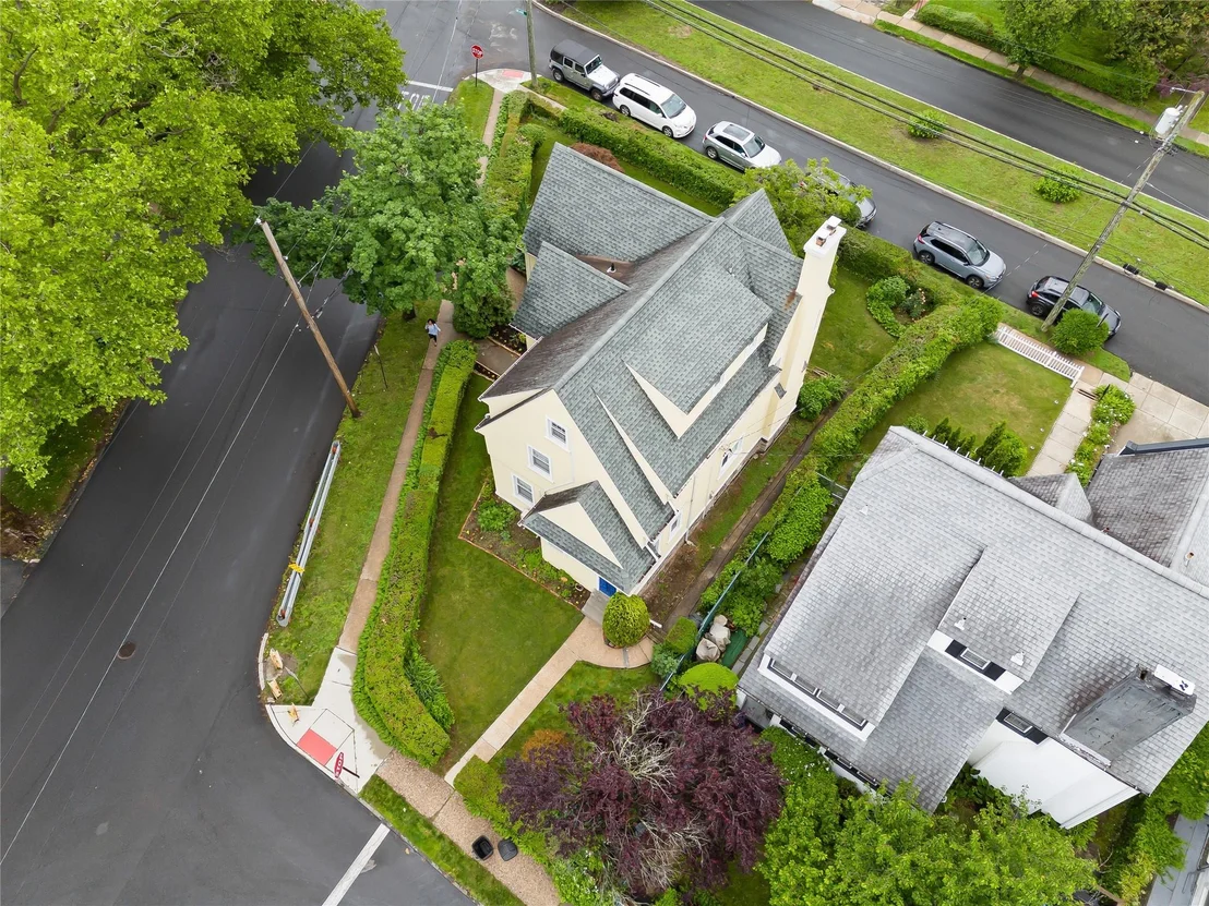 Photo of 52 Esplanade