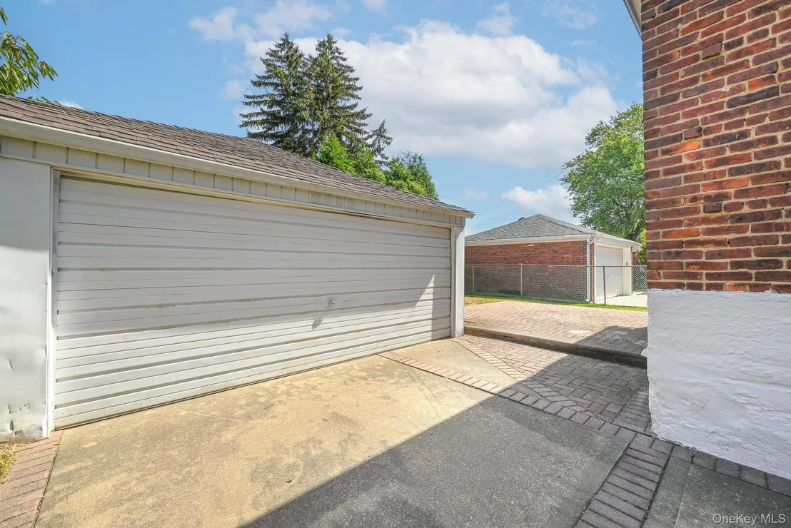 Photo of 165 Westminster Road
