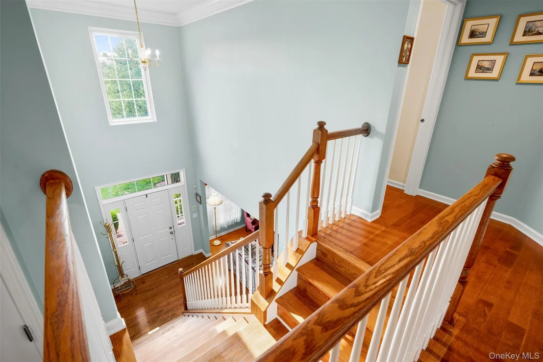 Photo of 653 Creekside Lane