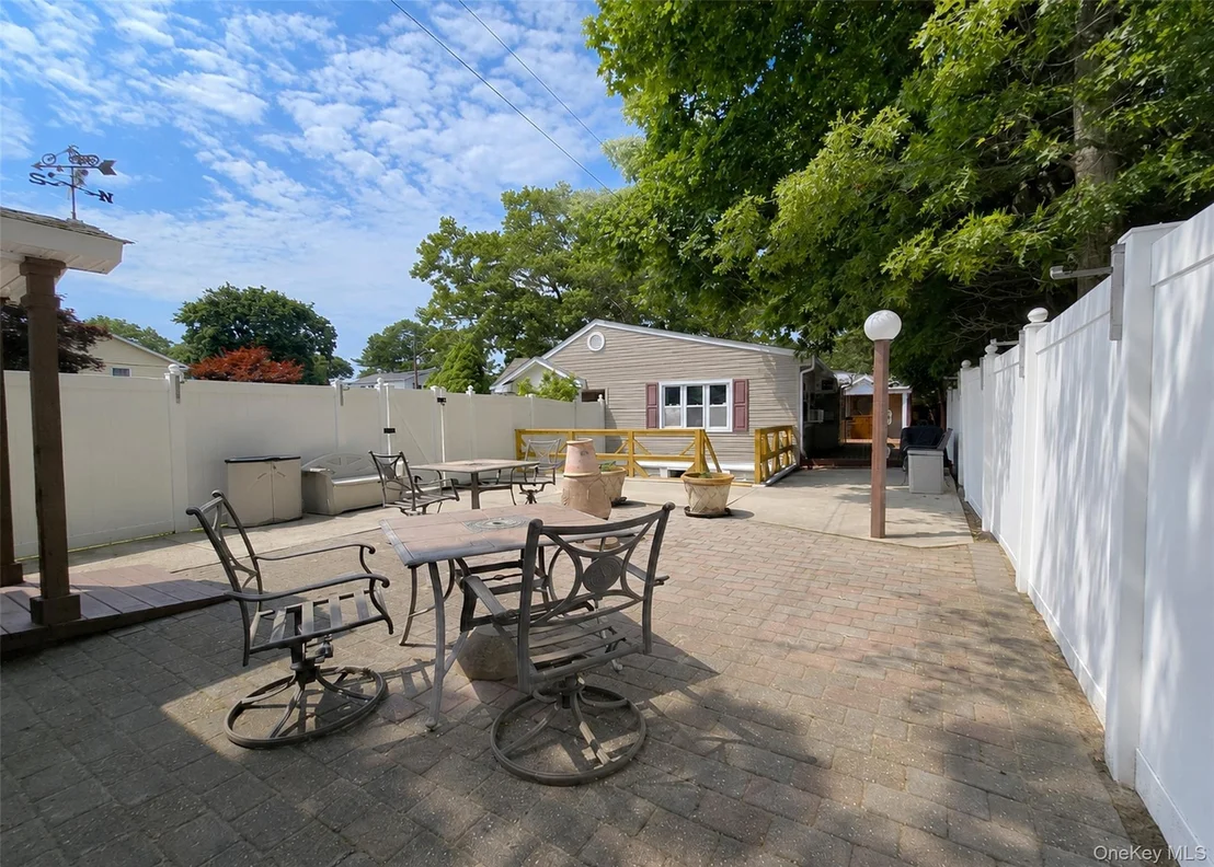 Photo of 241 Terry Boulevard