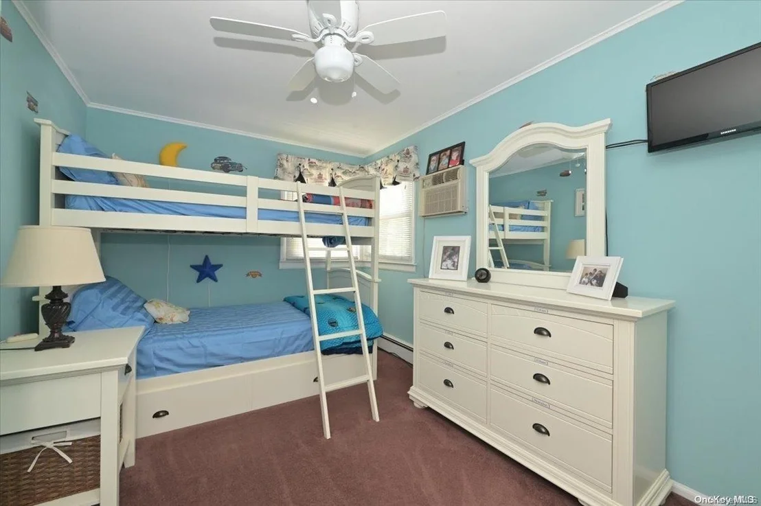 Photo of 876 Mayer Drive