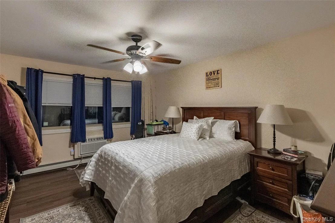 Photo of Unit 9B at 2449 F Union Boulevard