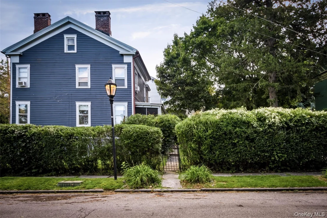 Photo of 69 Montgomery Street