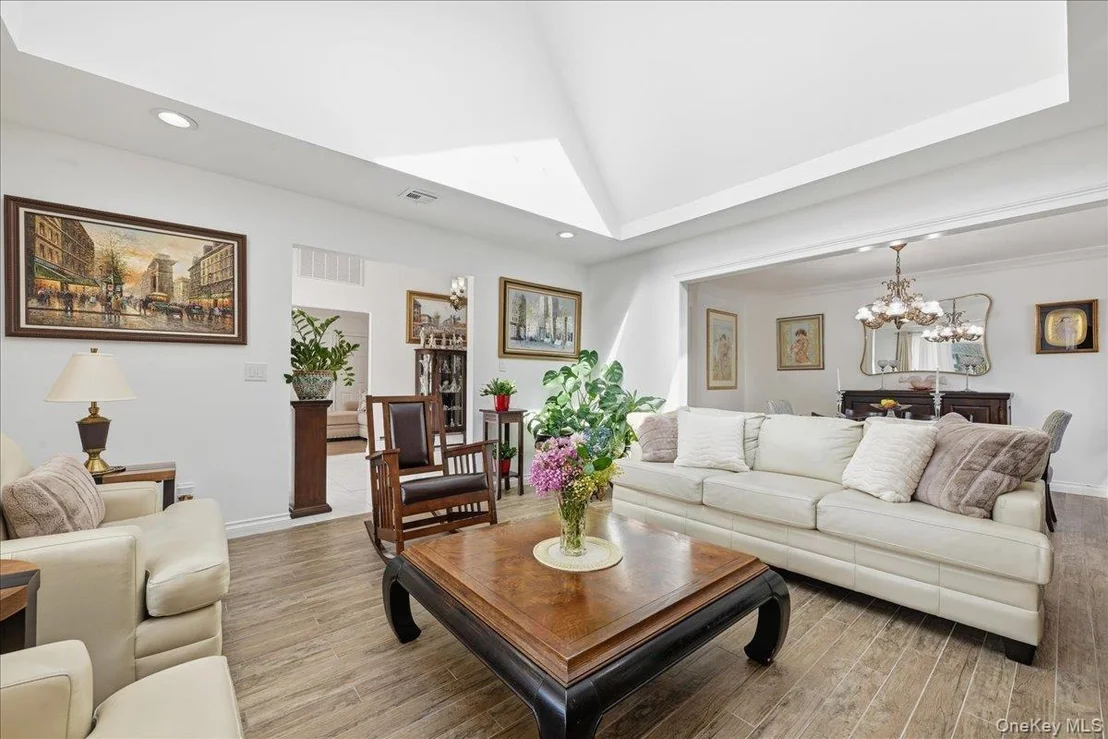 Photo of 44 Steven Place