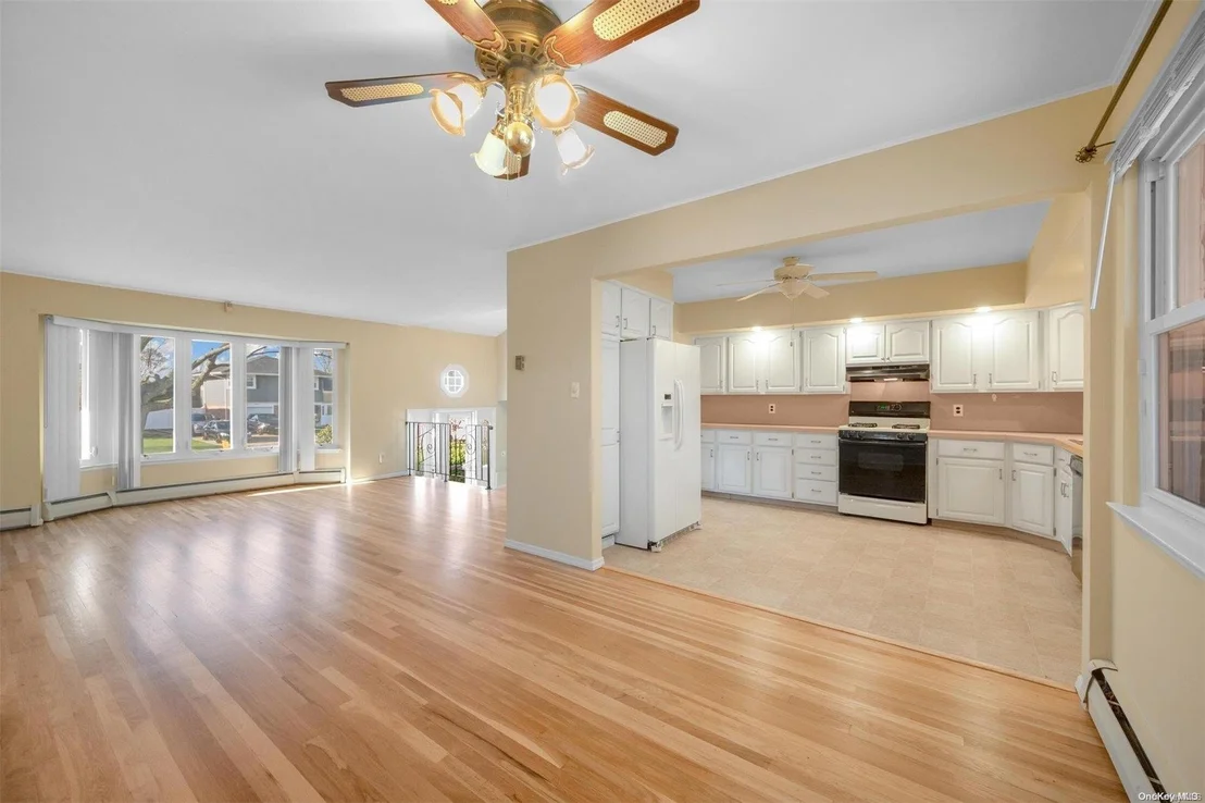 Photo of 11 Gehrig Street