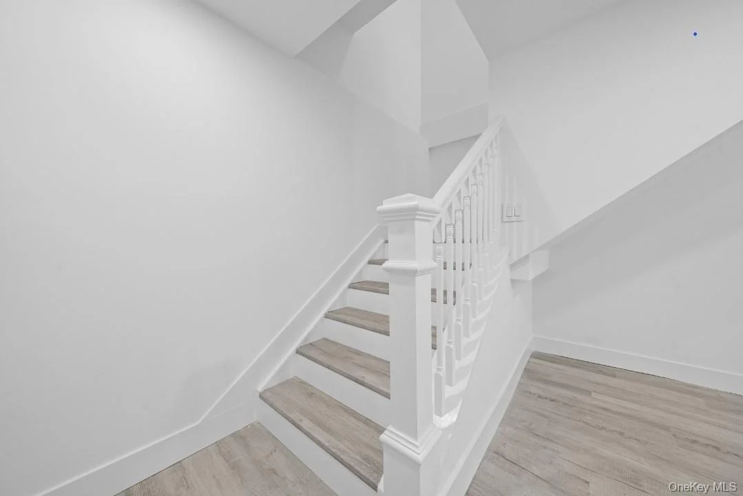 Photo of 72 Oak Avenue
