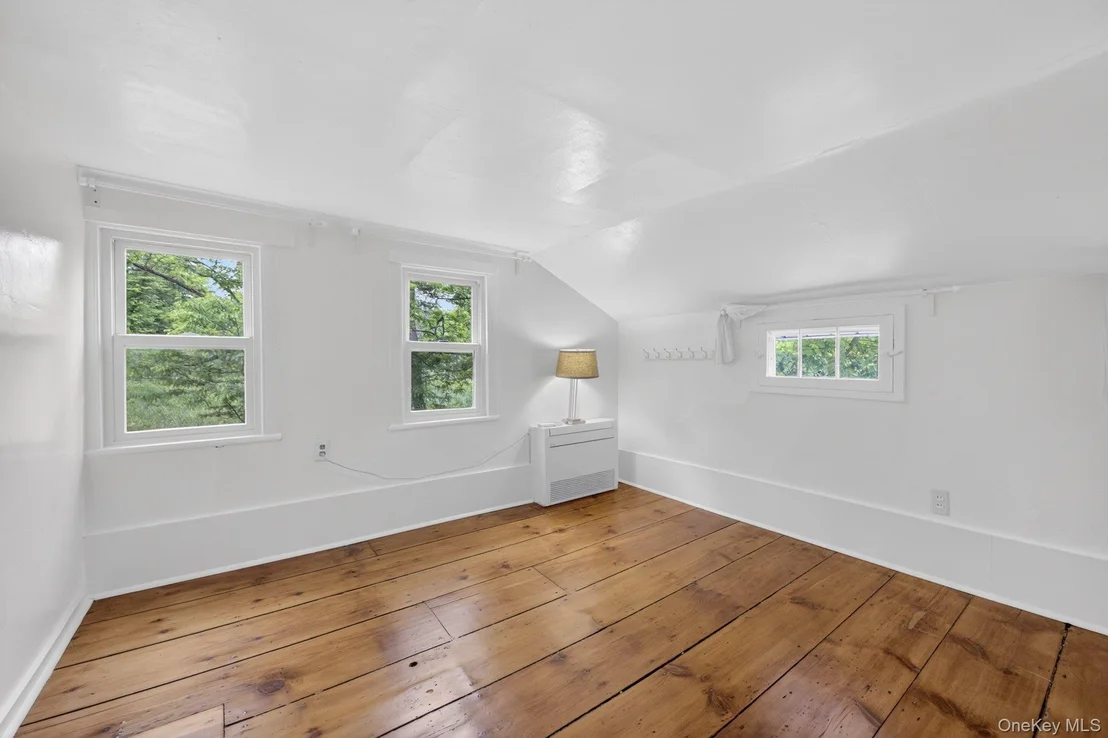 Photo of 26 Fishkill Road