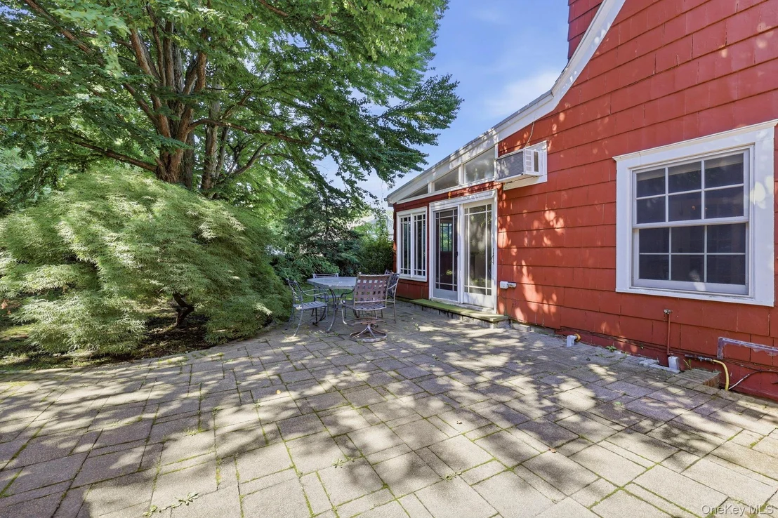 Photo of 44 Beach Road