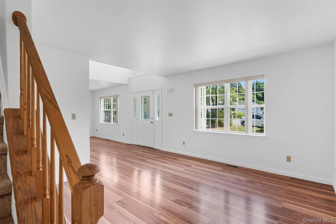 Photo of 5 Rockcrest Place