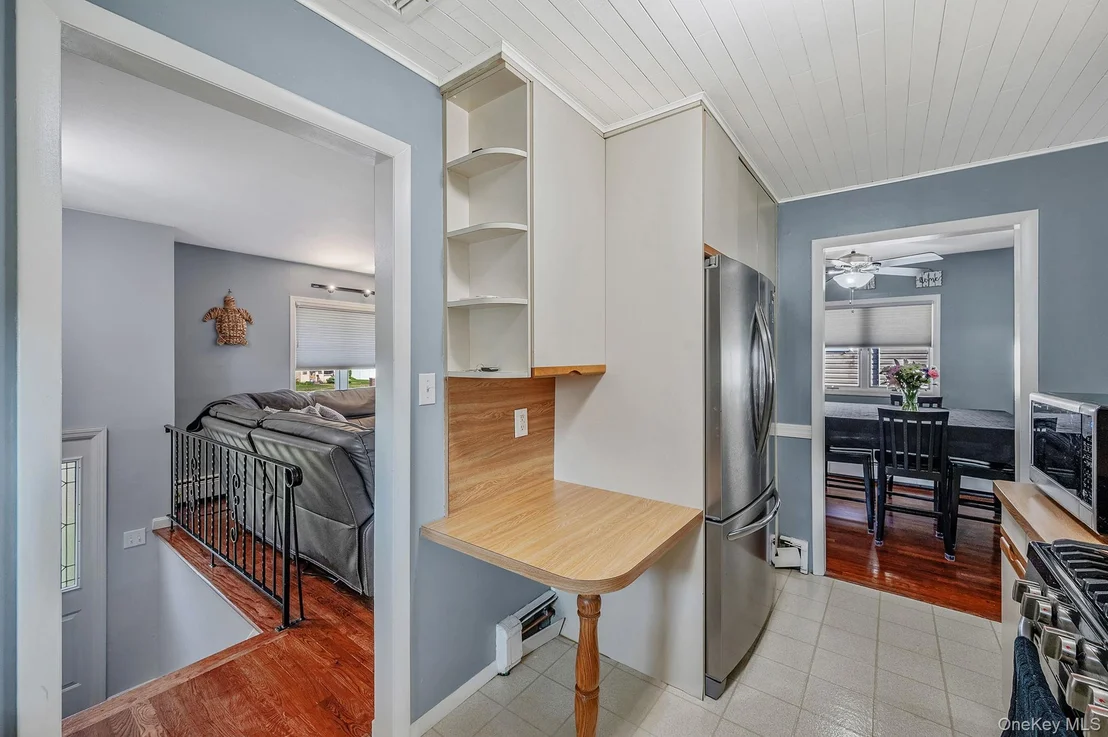 Photo of 413 N Broadway