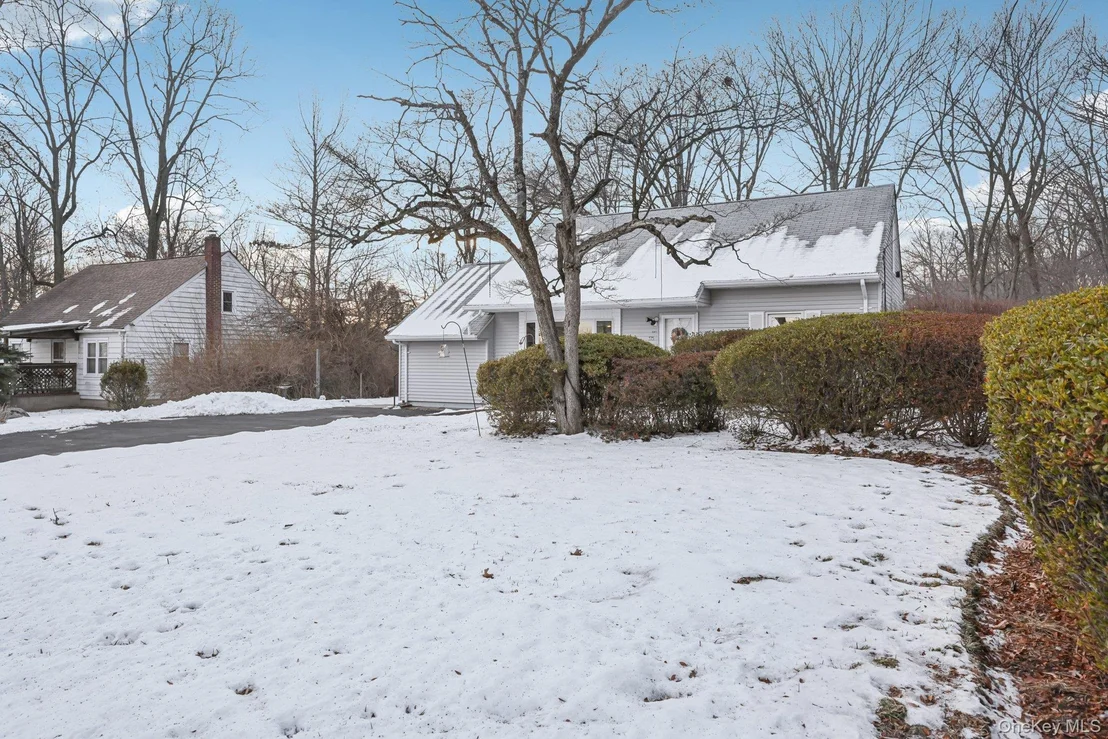Photo of 375 Laurel Road