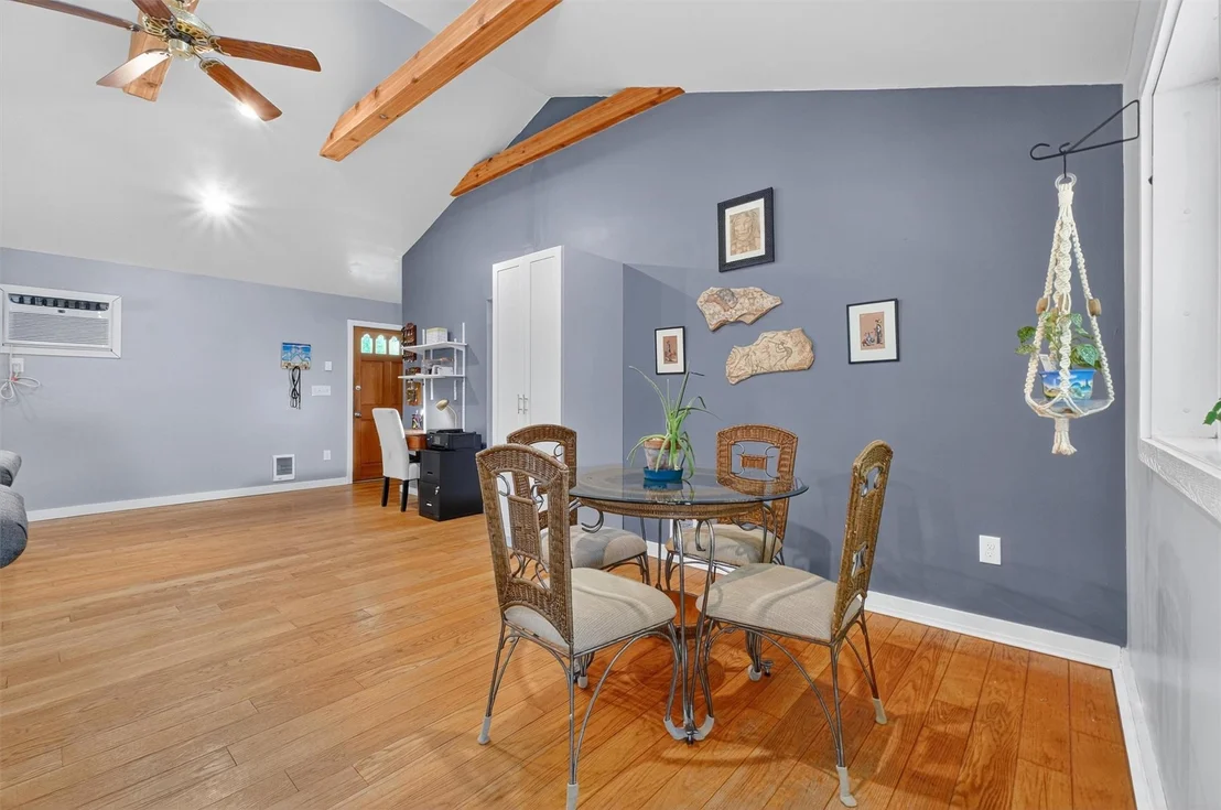 Photo of 69 Floradan Road