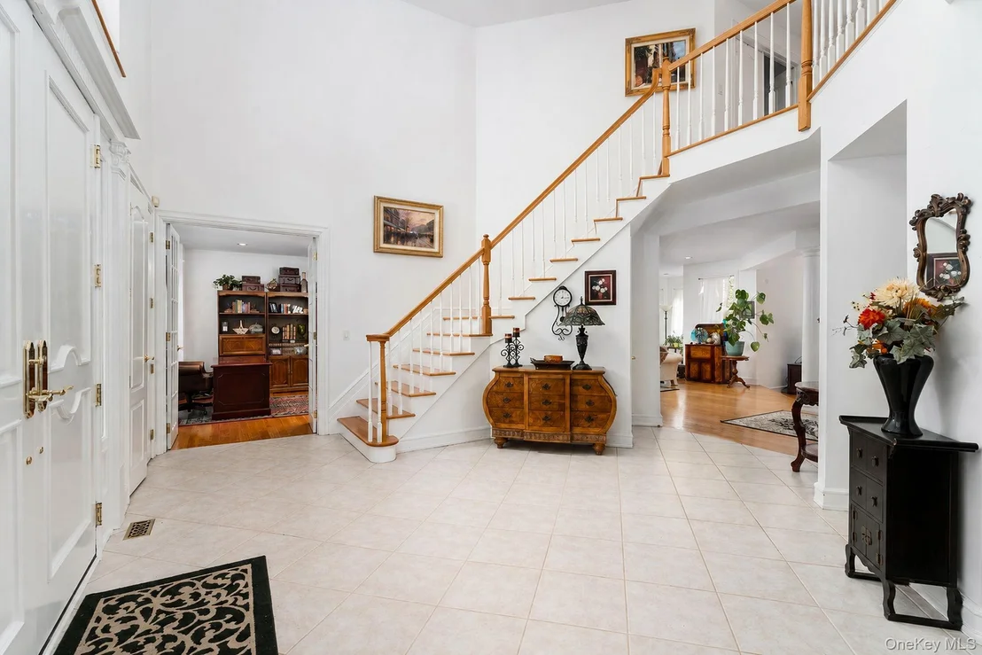 Photo of 2 Spring Hill Road