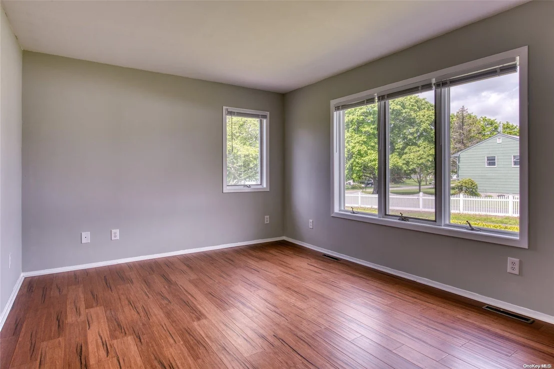 Photo of 188 Shade Tree Lane