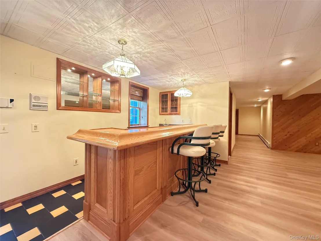 Photo of 58 Hoose Boulevard