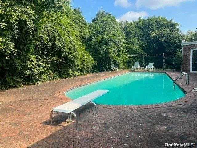 Photo of 10 Bayside Drive