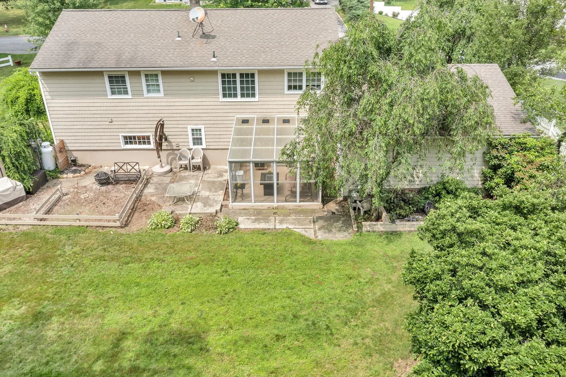 Photo of 42 Robin Drive