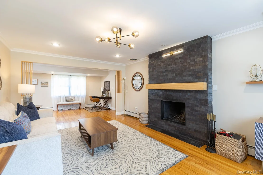 Photo of 48 William Penn Drive