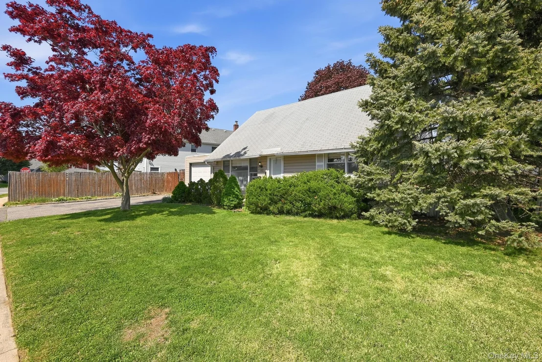 Photo of 440 Cole Place