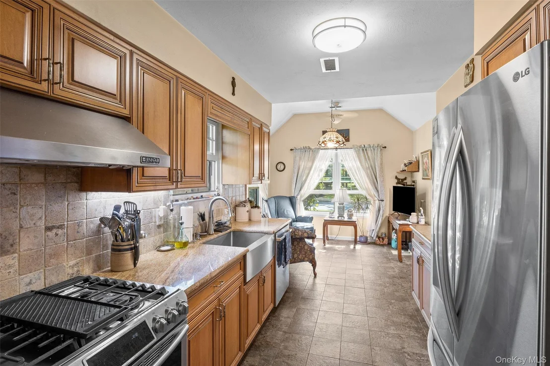 Photo of 7 Sutton Place