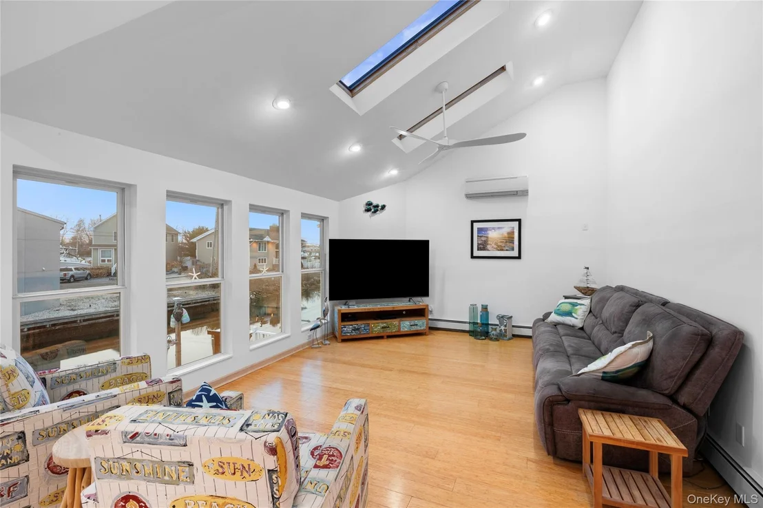 Photo of 226 Lee Place