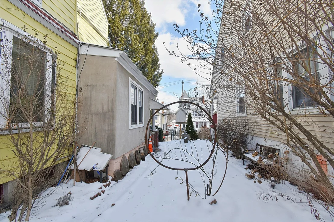 Photo of 22 Union Avenue