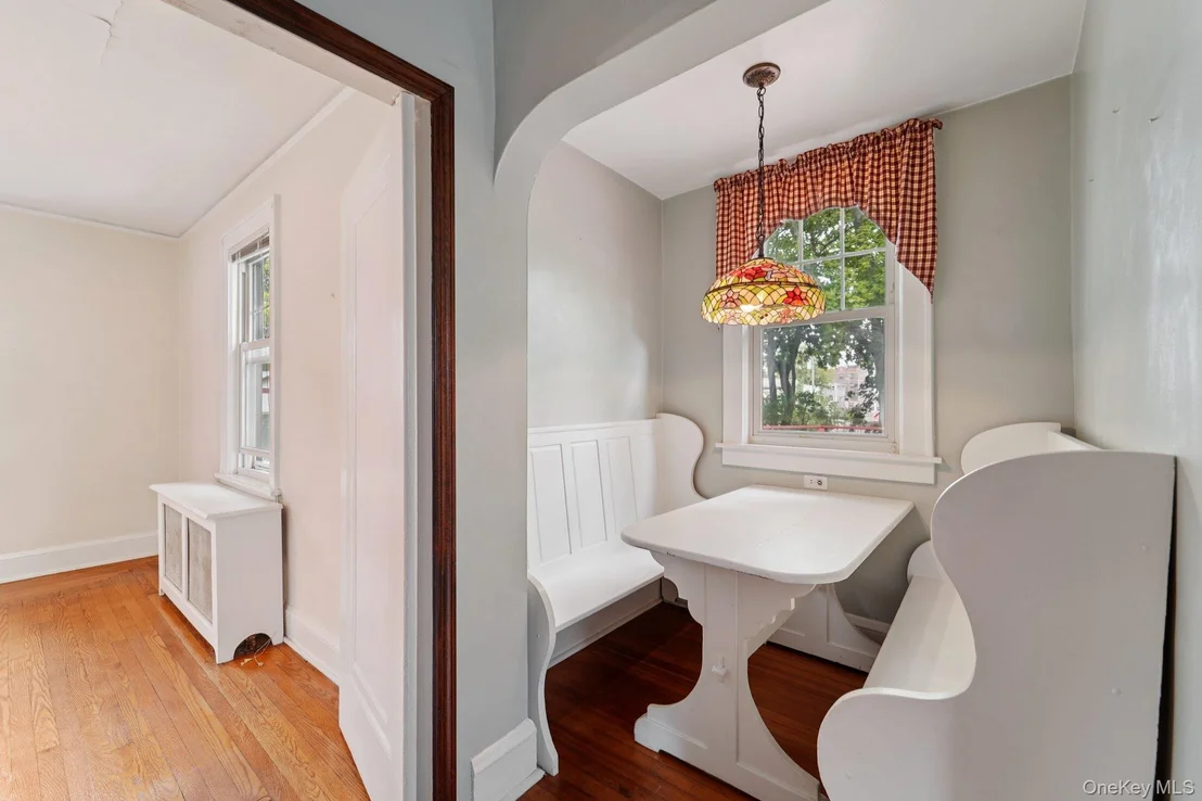 Photo of 115 Morsemere Avenue