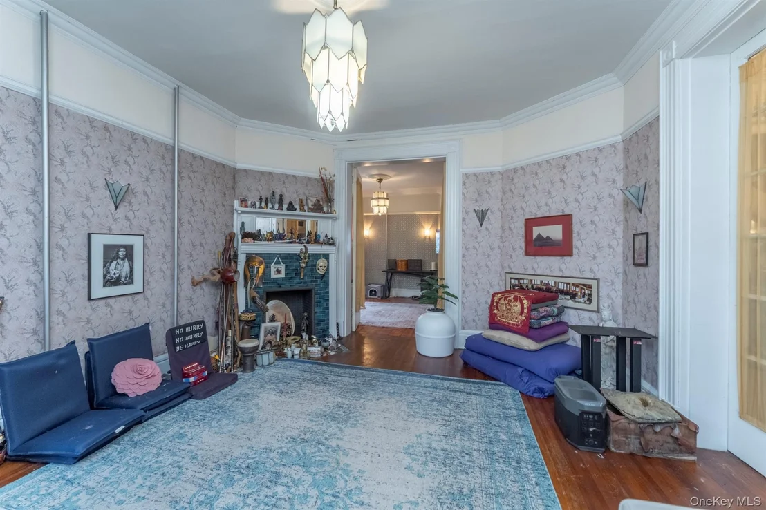 Photo of 156 Hunter Street