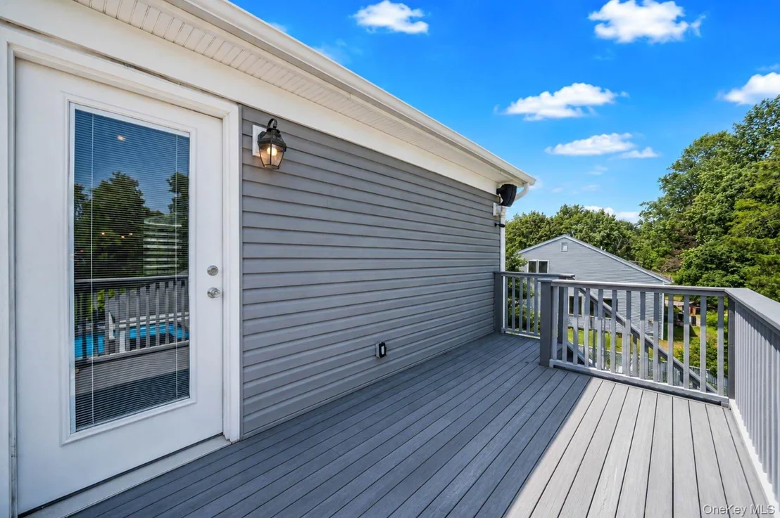 Photo of 299 Patchogue Yaphank Road