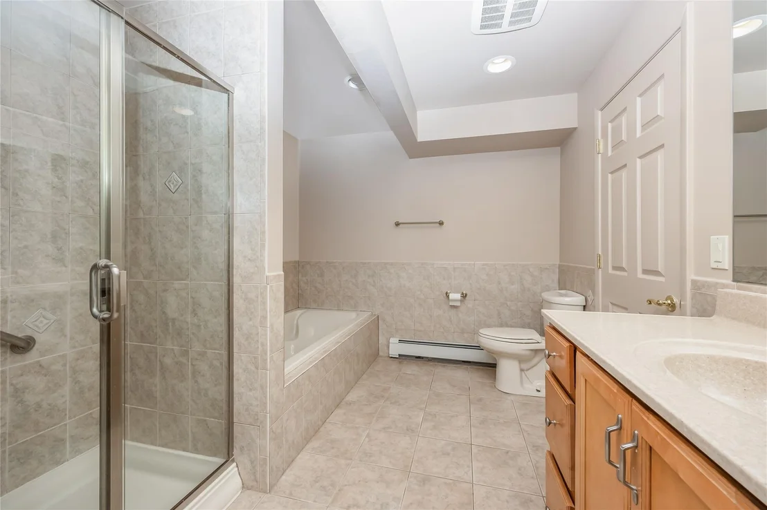 Photo of 287 Cedar Avenue