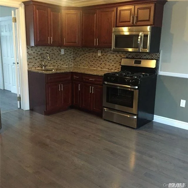Photo of 126 Ormonde Boulevard